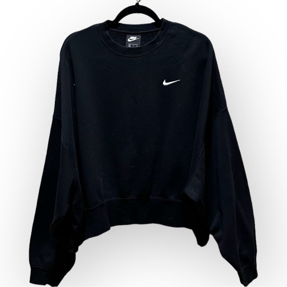 Women's Nike Cropped Black Crewneck Sweatshirt